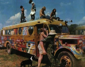 Many hippies in Oregon live in buses like this. Others are coming in similar buses to Hoboken, Oregon for the annual hippie convention